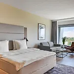 Radisson Blu Frankfurt Hotel 4*