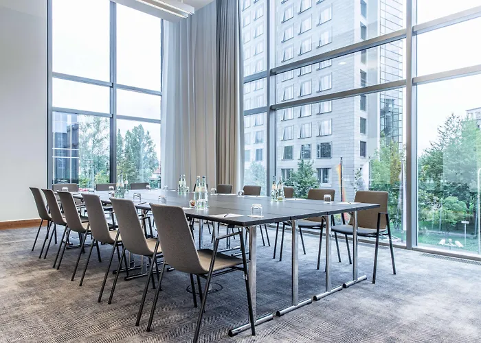 Отель Radisson Blu Frankfurt