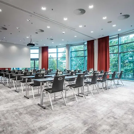 Radisson Blu Frankfurt 4*