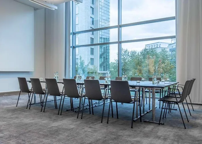 Отель Radisson Blu Frankfurt 4*