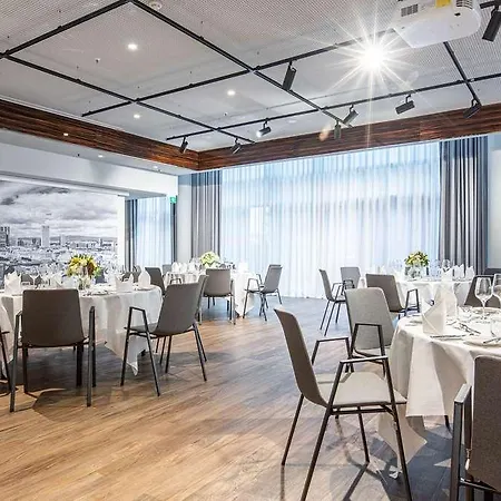 Radisson Blu Frankfurt 4*