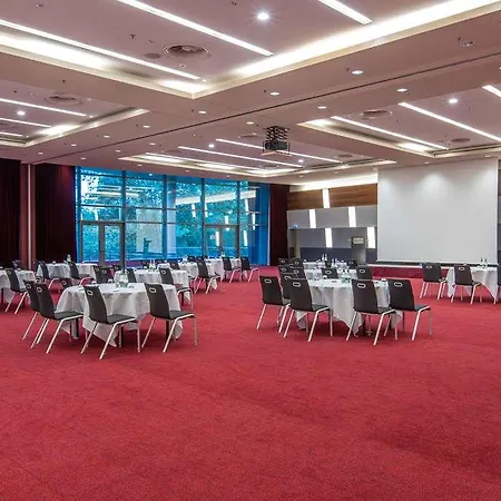 Szálloda Radisson Blu Frankfurt 4*