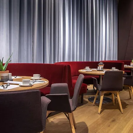Radisson Blu Frankfurt 4*