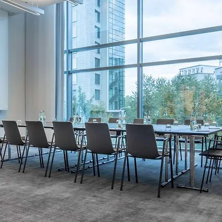 Hotel Radisson Blu Frankfurt 4*